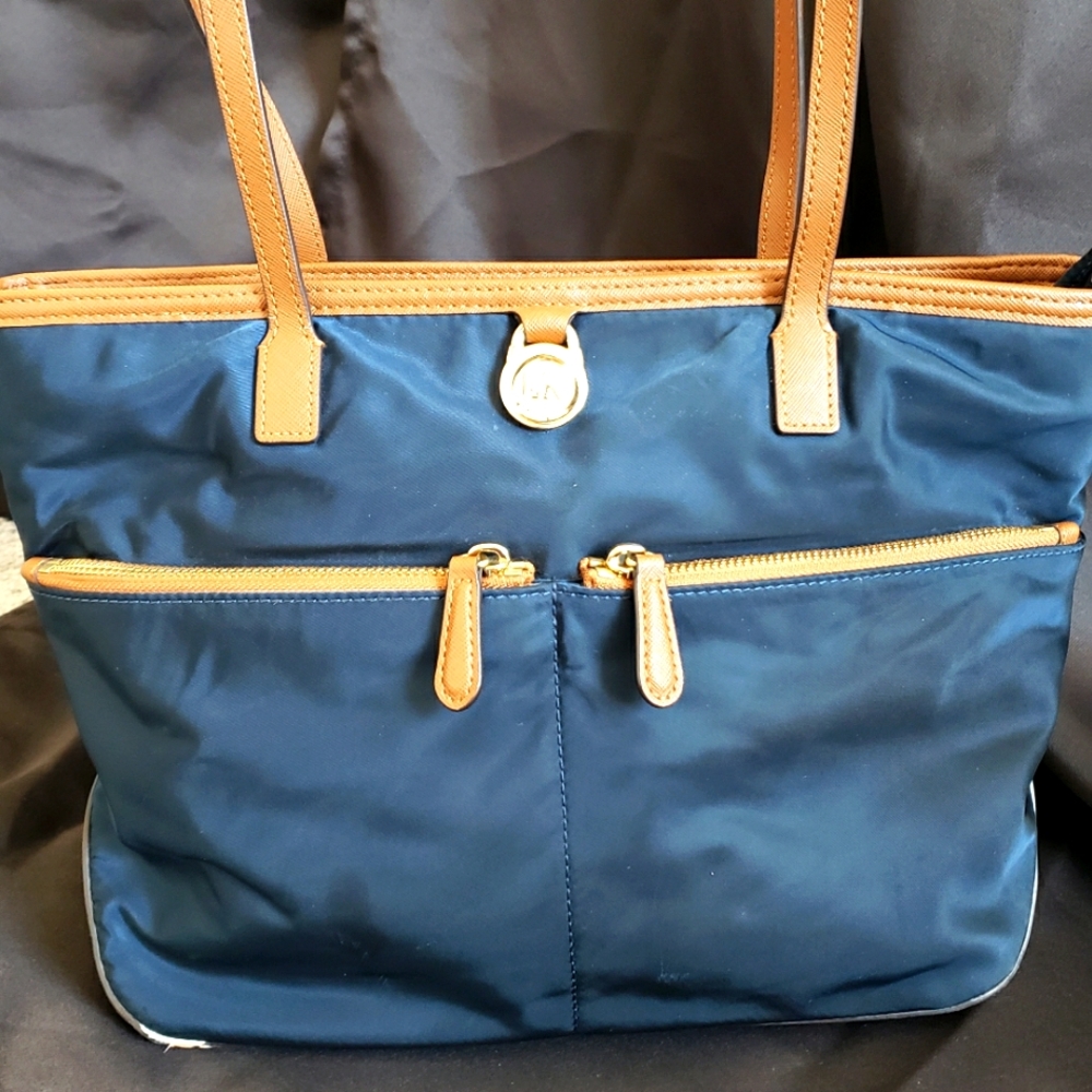 Michael Kors Kempton Medium Nylon Pocket Tote: Blue